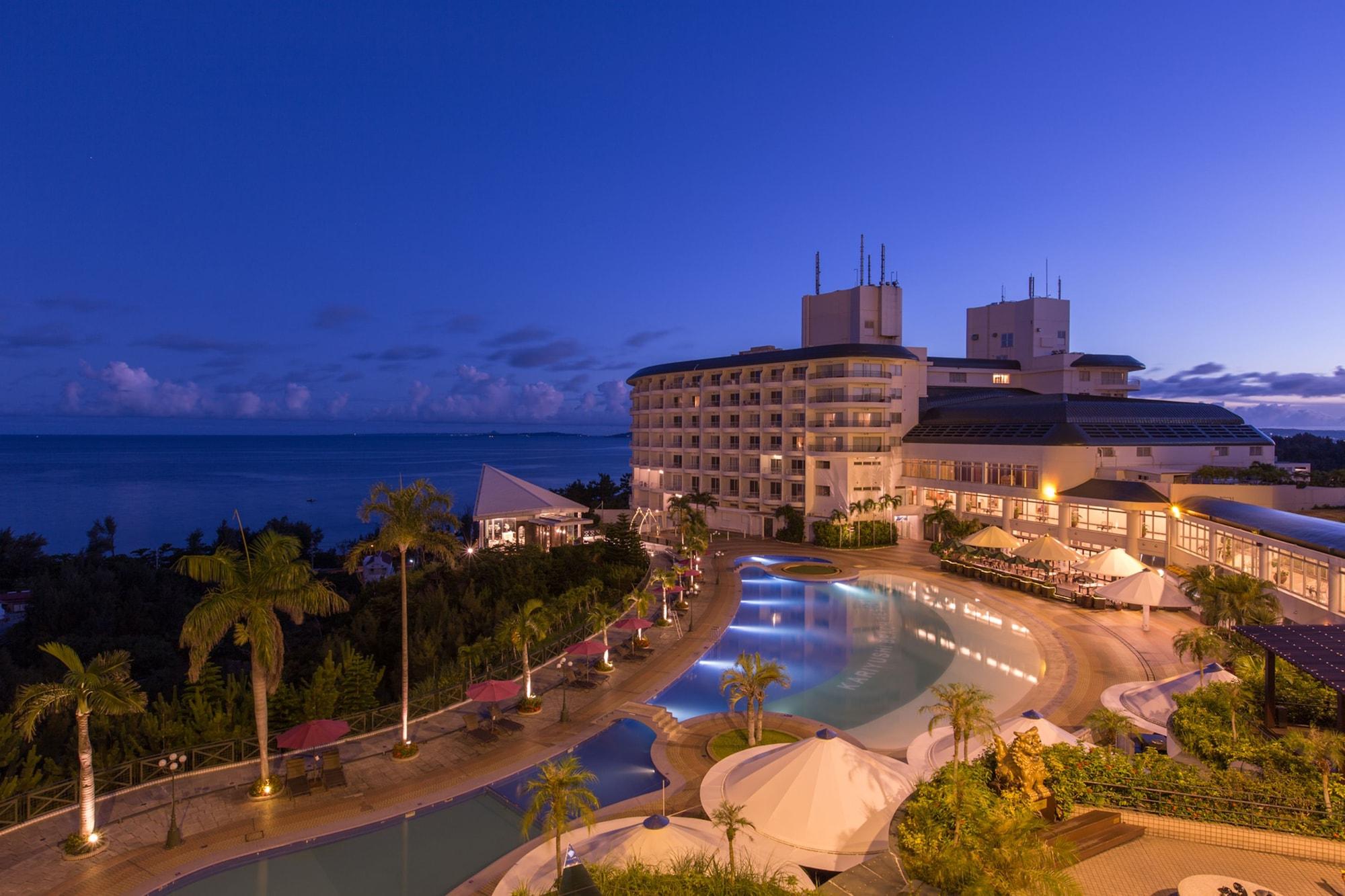 Okinawa Kariyushi Beach Resort Ocean Spa Onna Exterior photo