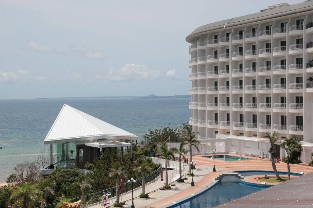 Okinawa Kariyushi Beach Resort Ocean Spa Onna Exterior photo