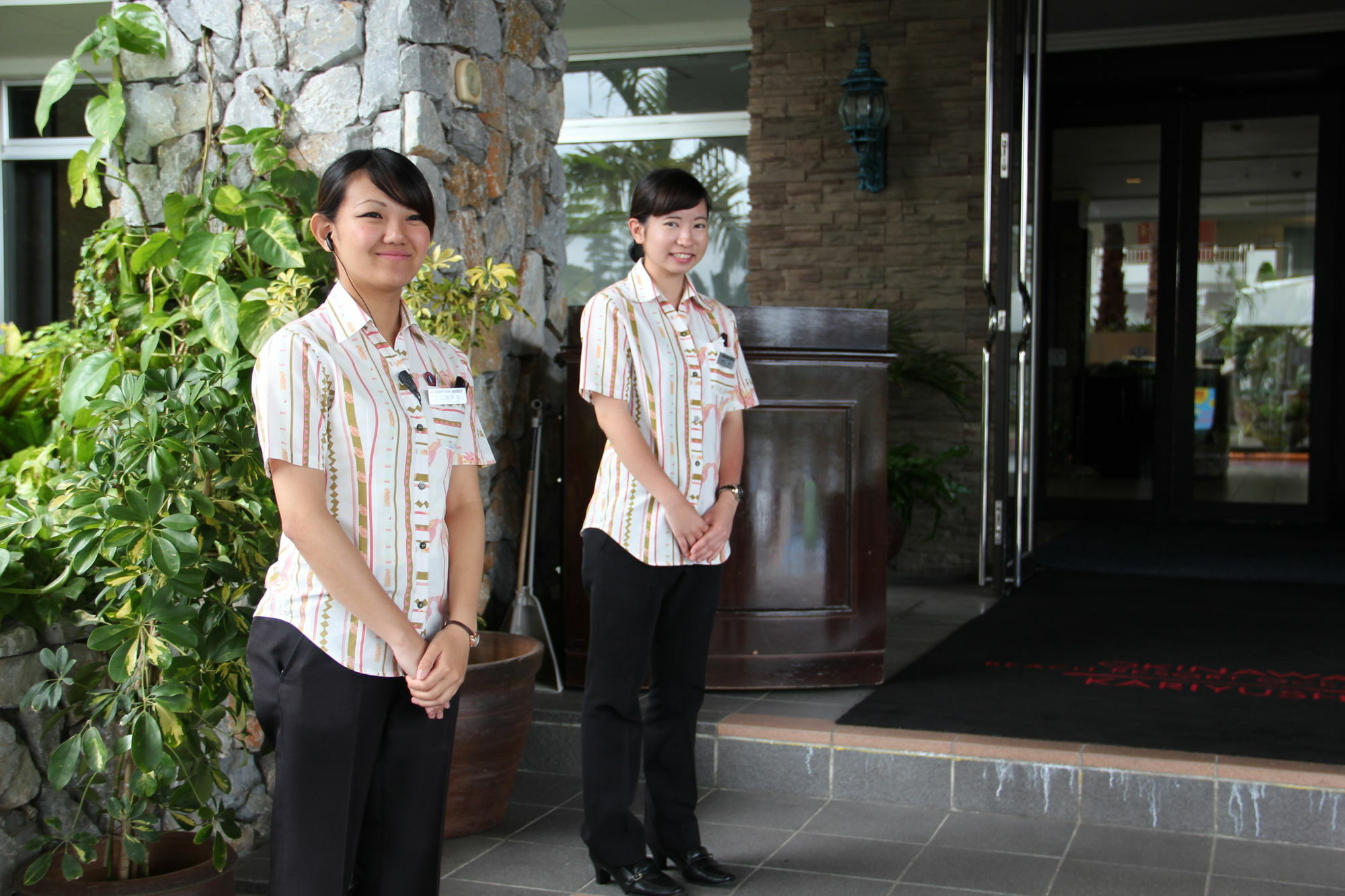 Okinawa Kariyushi Beach Resort Ocean Spa Onna Exterior photo